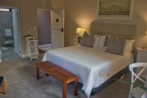 Pytchley House Lily Masterbedroom